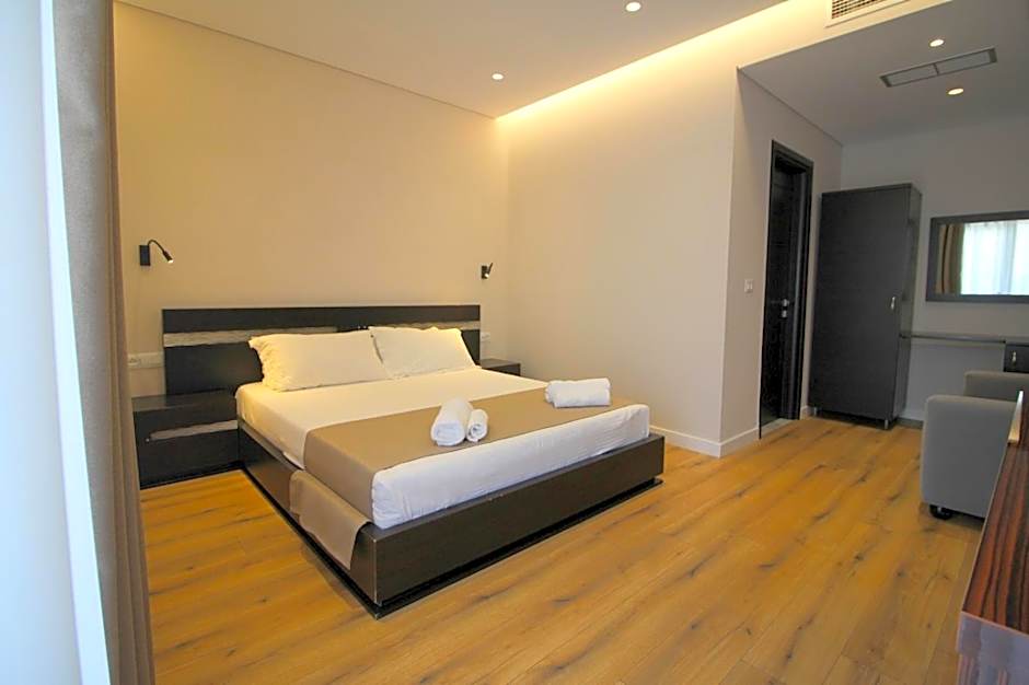 Hotel Strora