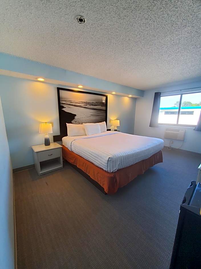 Coastal Inn & Suites