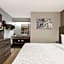 Red Roof Inn PLUS+ Chicago - Naperville