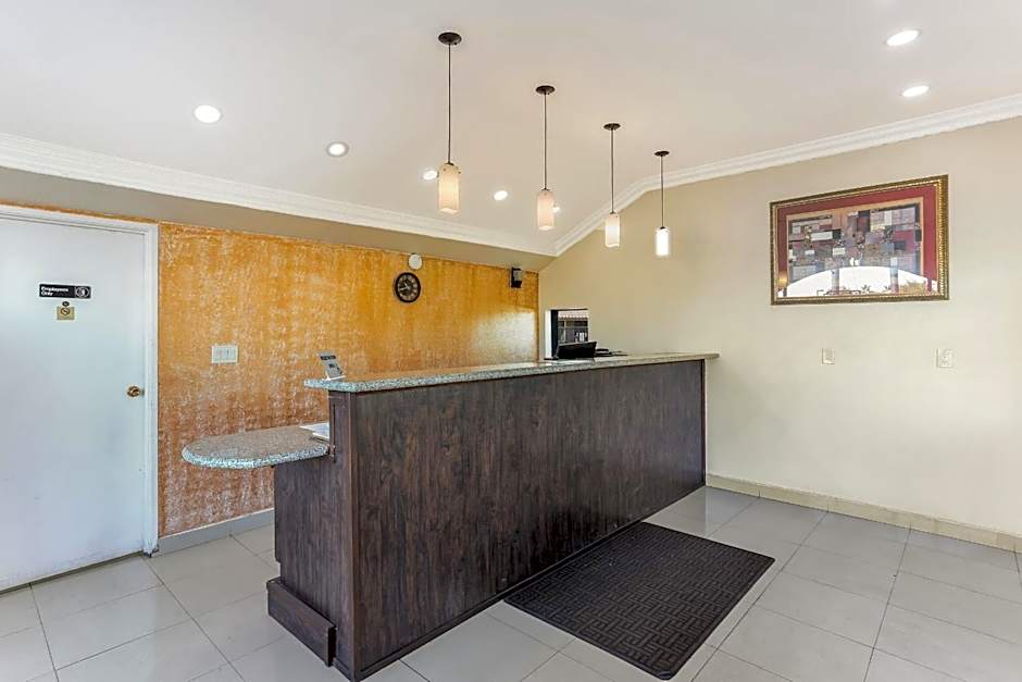 Americas Best Value Inn and Suites El Centro