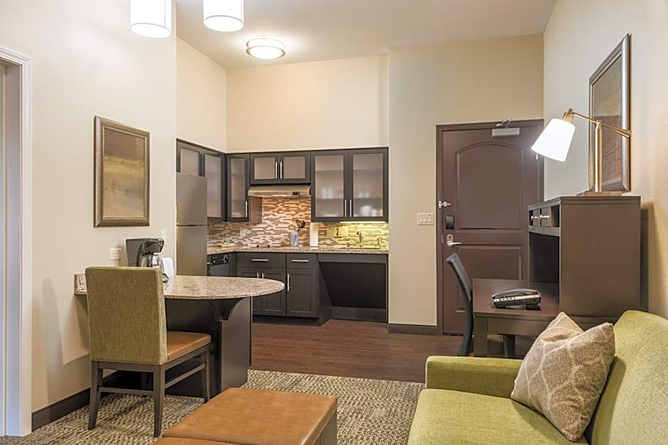 Staybridge Suites : Eau Claire - Altoona By IHG