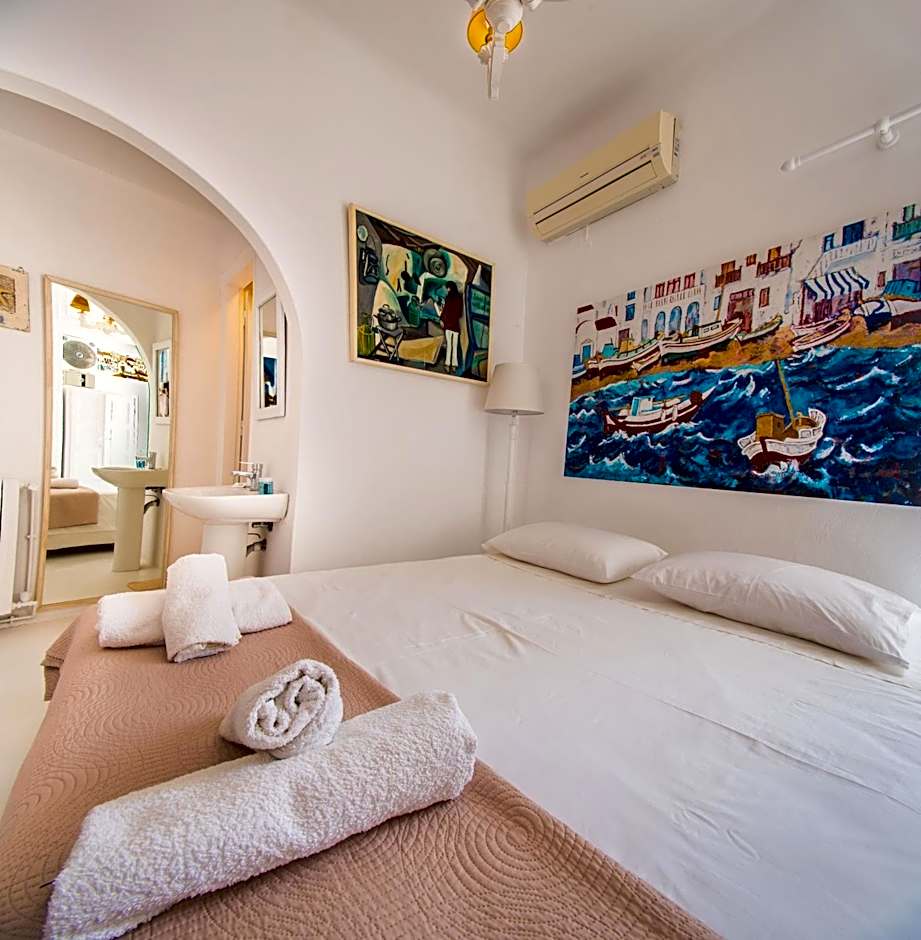 Hotel Delfines
