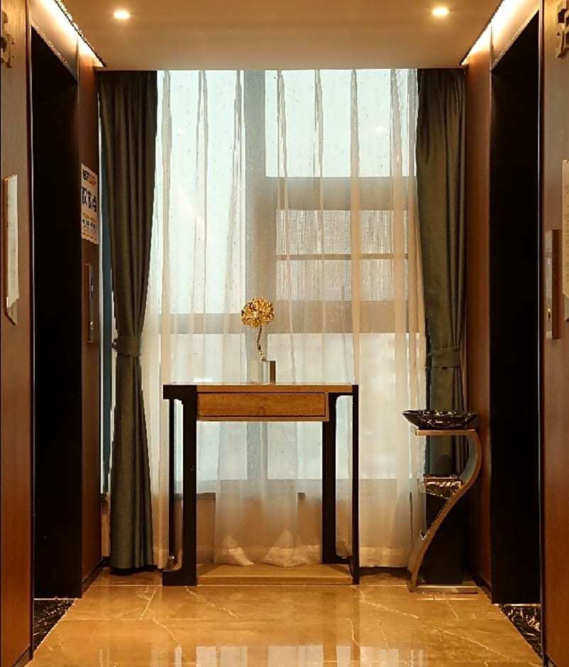 Borrman Hotel Huaihua High Speed Railway South Station Wanda Plaza – Huaihua