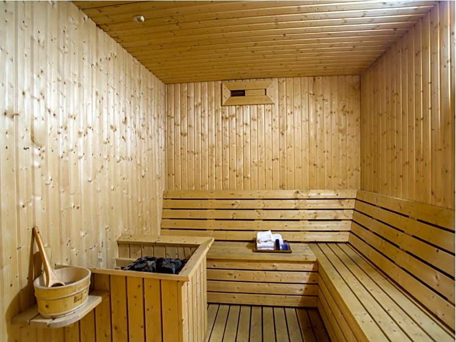 Esperado Lake View Hotel