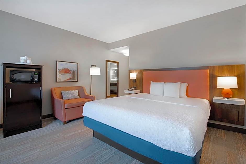 Hampton Inn By Hilton & Suites Harvey