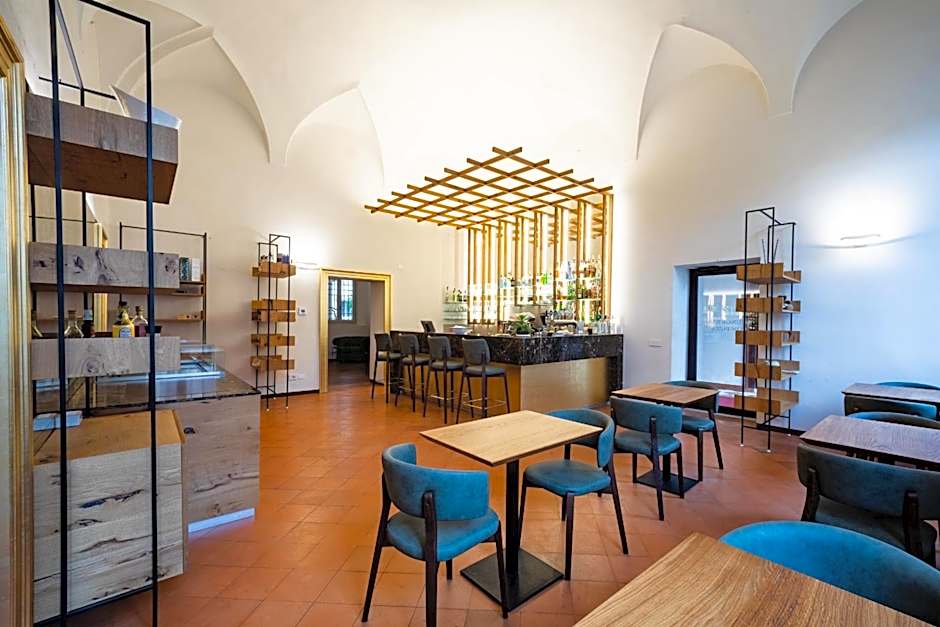 Cà Uberti Palace Hotel, MantegnaHotels