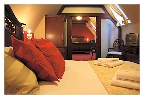 Royal Two-Bedroom Apartment