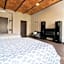 204 Historic Center 2Bdrm 2Bath AC Apt Rooftop