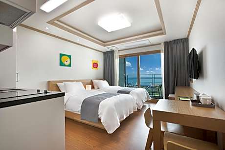 Twin Room - 1st Floor