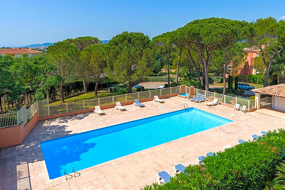 Lagrange Vacances Le Domaine des Grands Pins