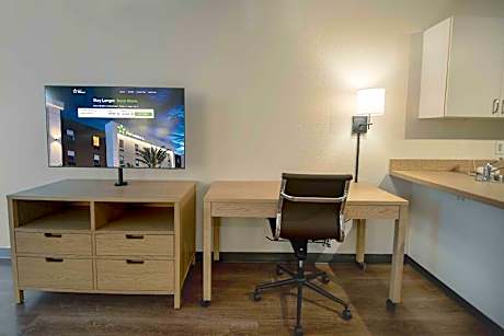 Studio with 2 Double Beds - Non-Smoking
