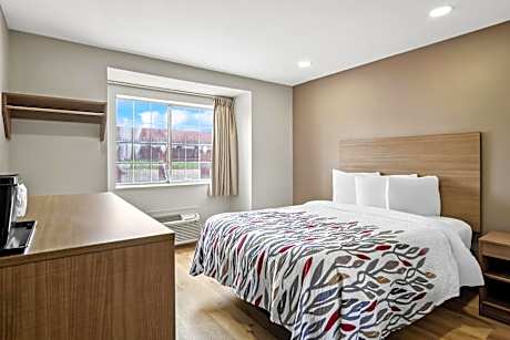 Deluxe Queen Room Non-Smoking