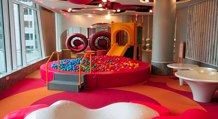 Kowloon Harbourfront Hotel