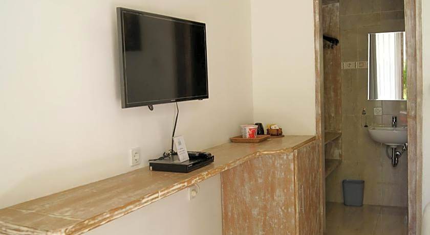 Sugiras Living Guest House