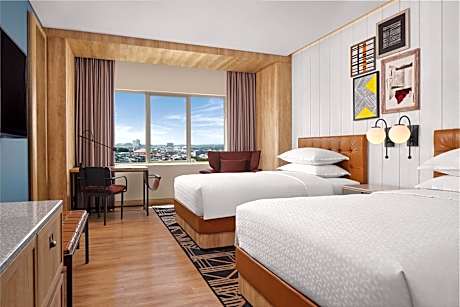 Deluxe Room with 2 Twin Beds with City View