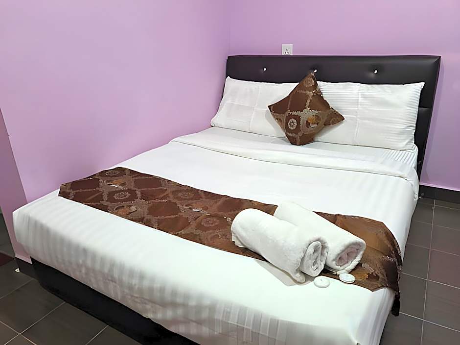 Hotel O Awan Biru Motel