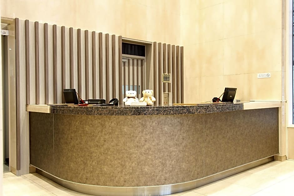 SureStay Plus Hotel by Best Western Shin-Osaka