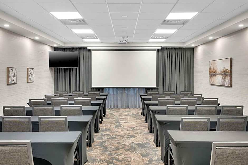 Homewood Suites By Hilton Toronto-Markham