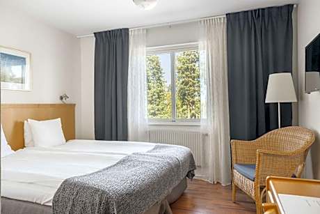 Double Room with Lake View