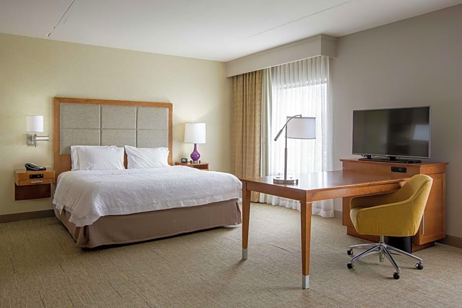 Hampton Inn By Hilton & Suites - Knoxville Papermill Drive, Tn