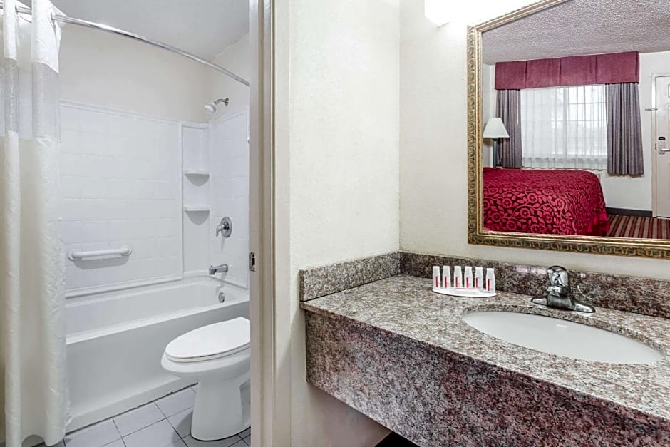Days Inn by Wyndham Portland/Corpus Christi