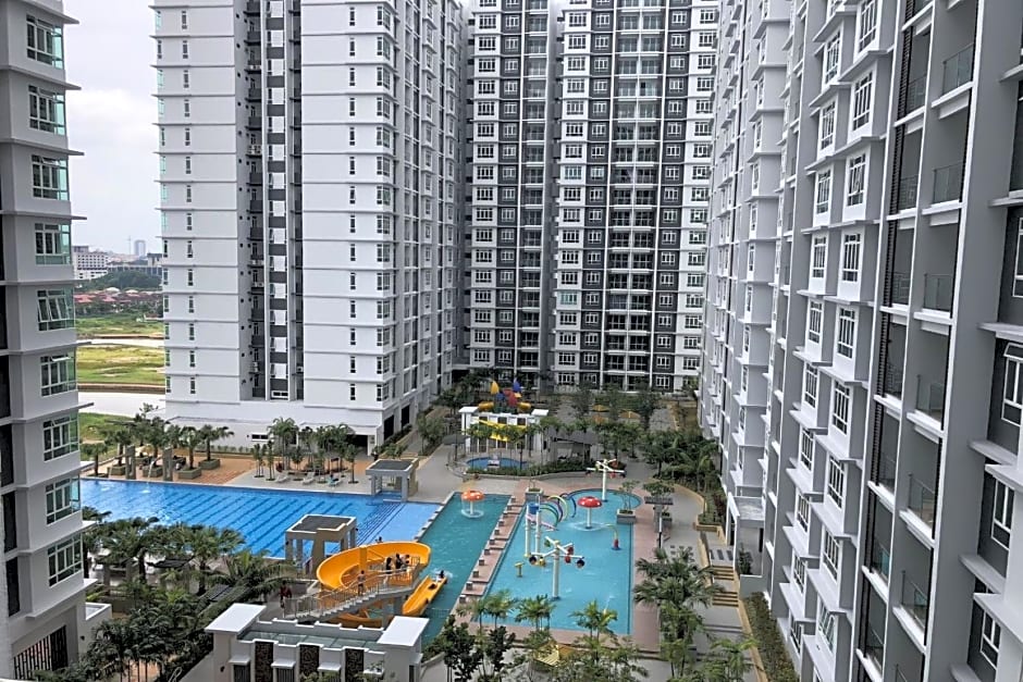 OYO Home 90206 Parkland Residence Condominium Melaka