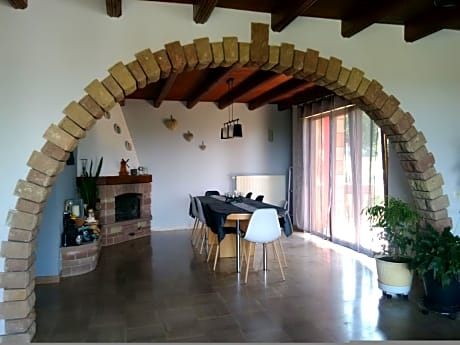 CHAMBRE BLEU-Double room-Shared Bathroom-Woodland view