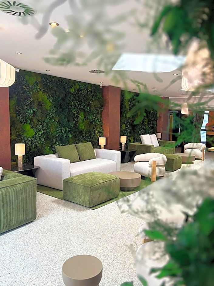 Hotel Junior by OasiGroup Hotels
