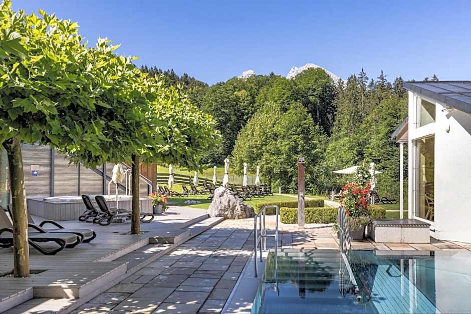 Alm- & Wellnesshotel Alpenhof