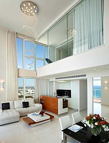 Deluxe Duplex Suite with Balcony and Sea View