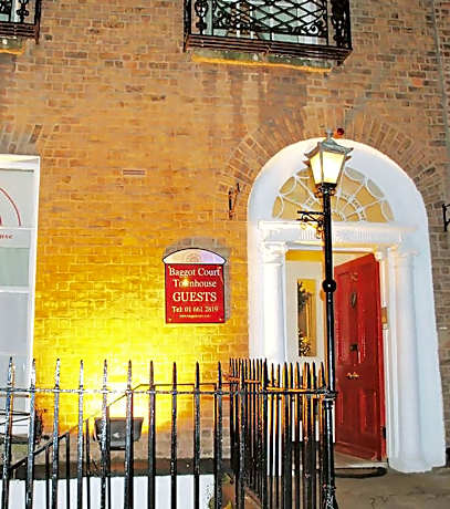Baggot Court Townhouse