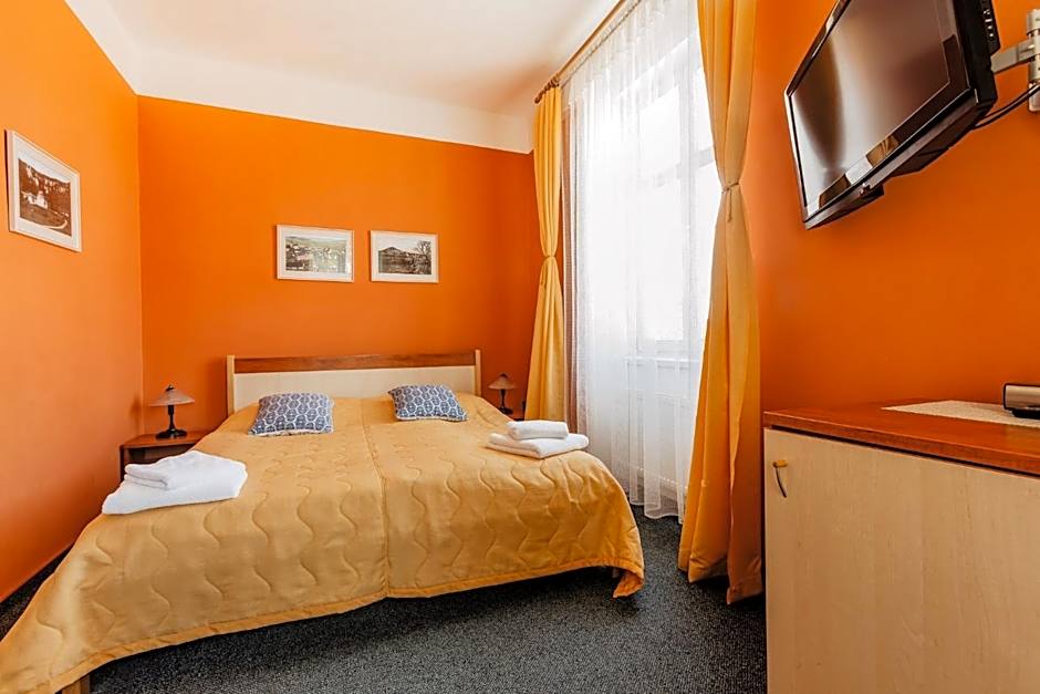 Hotel U Valdické brány