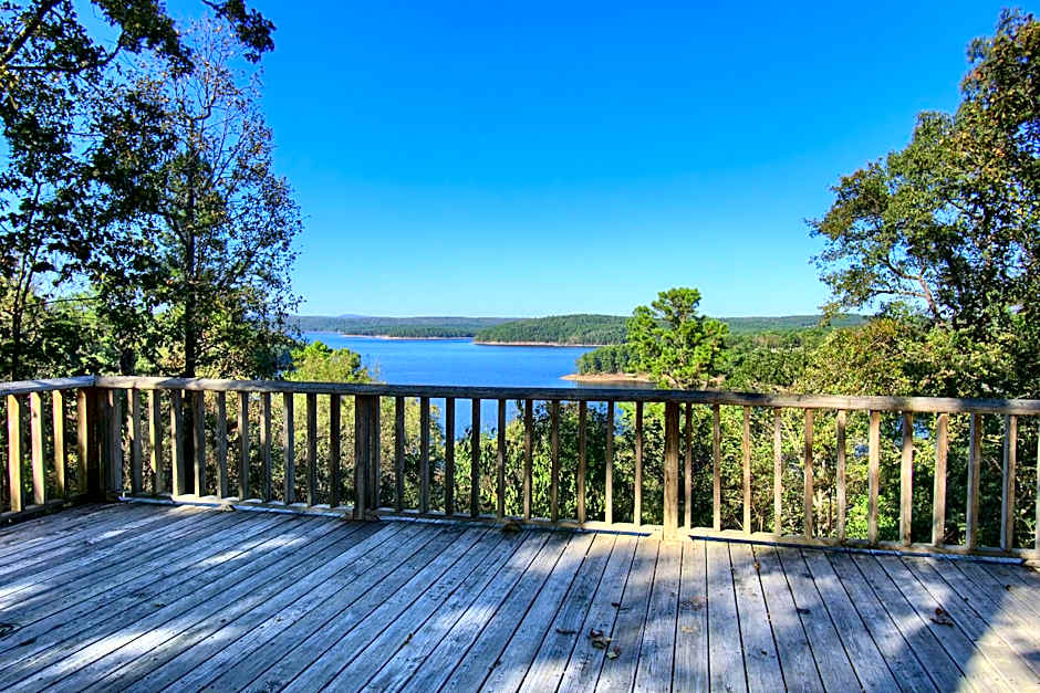 The Americana - Parker Creek Bend Cabins