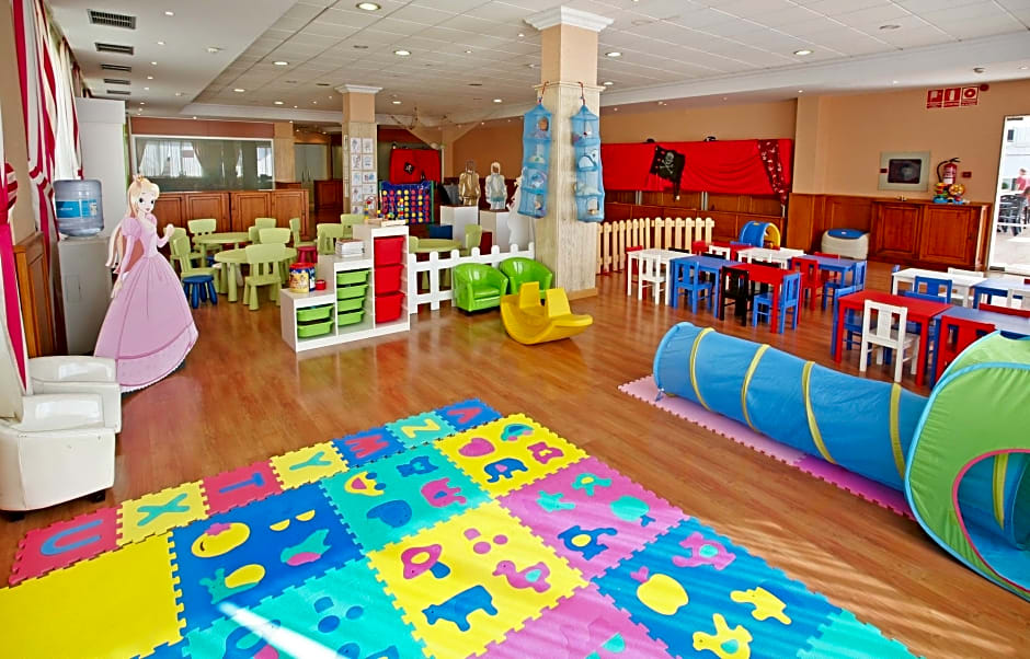 Aparthotel Jardines del Plaza