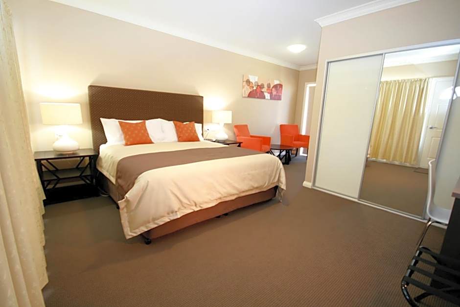 Sundowner Motel Hotel