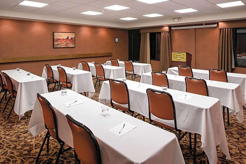 Hampton Inn By Hilton & Suites Carson City