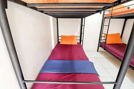 4 Bunk Bed Room
