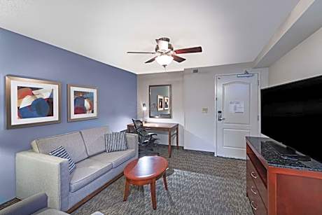 2 Queen Beds Junior Suite