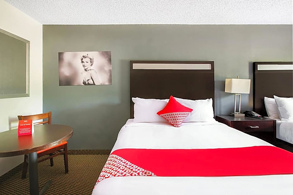 OYO Hotel Texarkana Trinity AR Hwy I-30