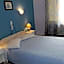 Hera Hotel