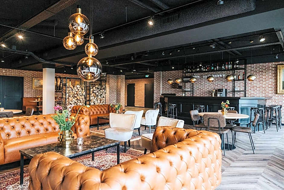 Hotel Sportsbar & Brasserie Dorhout Mees