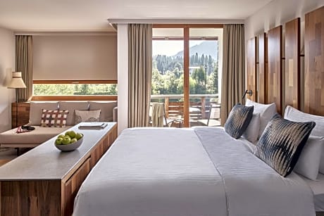 Double Room with Mountain View