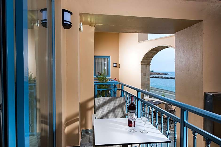 Captain's House Hotel Suites & Apartments
