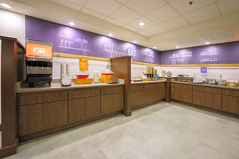 Hampton Inn By Hilton Hays