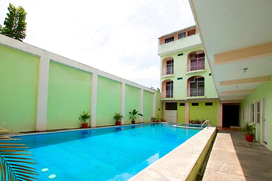 OYO Hotel Estacion