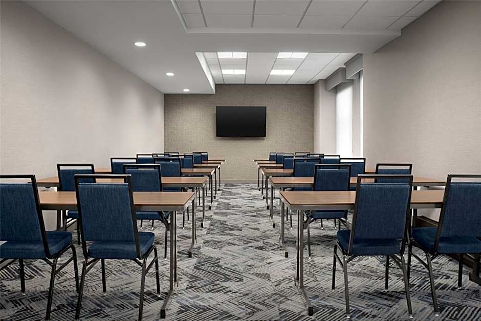 Hampton Inn By Hilton Indianapolis Downtown Across from Circle Centre