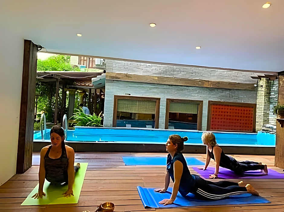 Hotel Middle Path & Spa