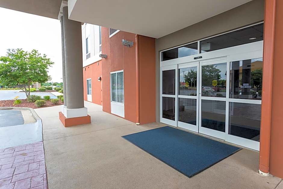 Holiday Inn Express Hotel & Suites Athens By IHG