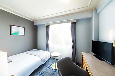 Single Room - Non-Smoking