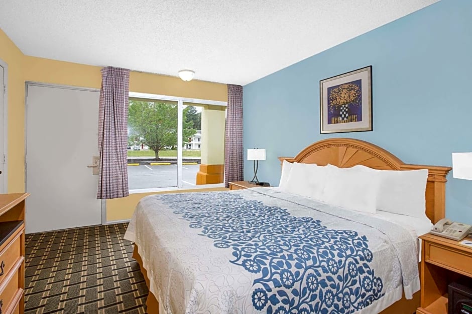 Days Inn by Wyndham Ruther Glen Kings Dominion Area